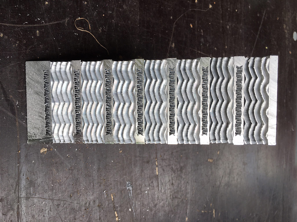 Aluminiumkuehler-Querschnitt